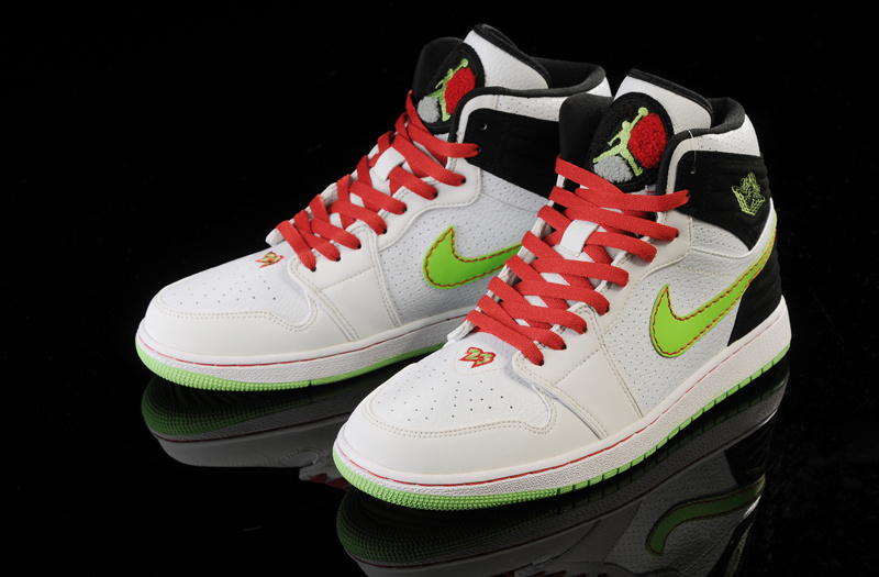 Air Jordan 1 Retro '93 White Black Green Red Shoes