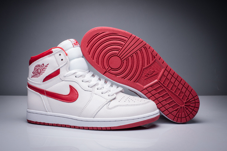 Air Jordan 1 Retro High OG Metallic Red White Varsity Red