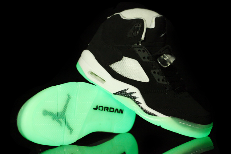 Air Jordan 5 Retro Midnight Black White Shoes